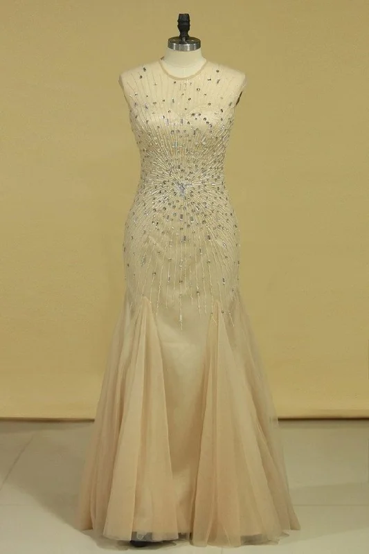 2024 Sleeveless Mermaid Prom Dresses Beaded With A Starburst Of Bugle Beads And Clear PMAM6PE5 2024 Sleeveless Mermaid Prom Dresses Beaded With A Starburst Of Bugle Beads And Clear PMAM6PE5