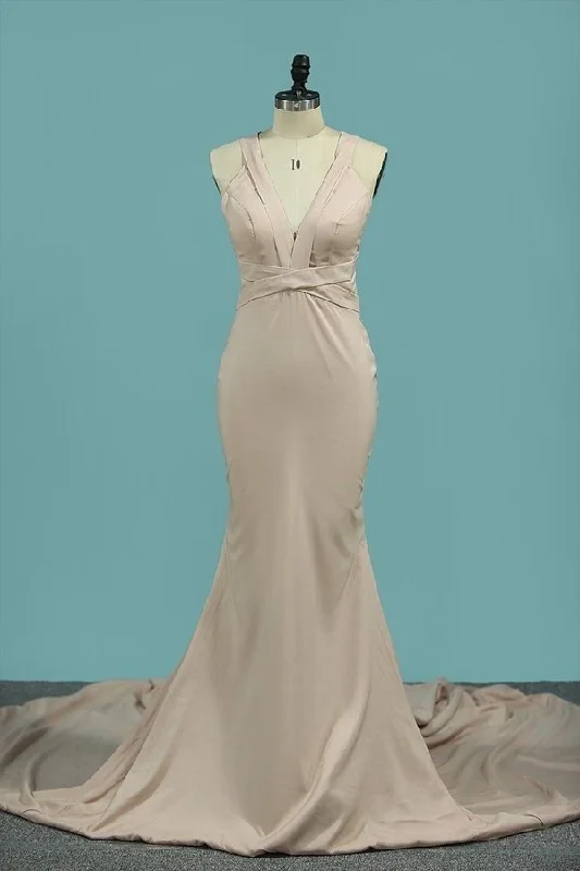 2024 Sexy Open Back Prom Dresses Straps Spandex P7RE9HG6