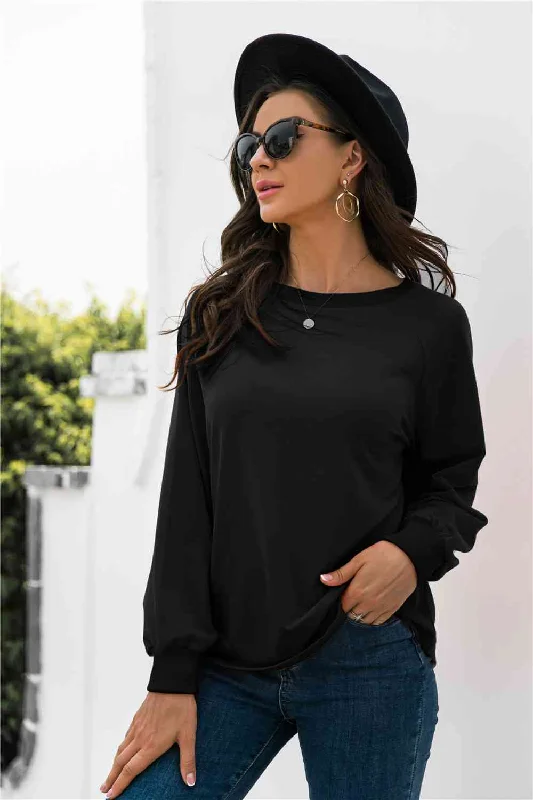 Round Neck Raglan Sleeve Ladies Sweatshirt Hoodie with Cropped Fit Short Trendy