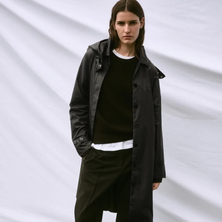 Women’s Packable Hooded Trench Rain Coat, Black, PAQME Fashionable Pleated Trench Coat