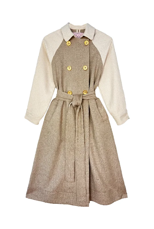 Le Contrast Trench MIDI - Latte Sleek Black Double-Breasted Trench
