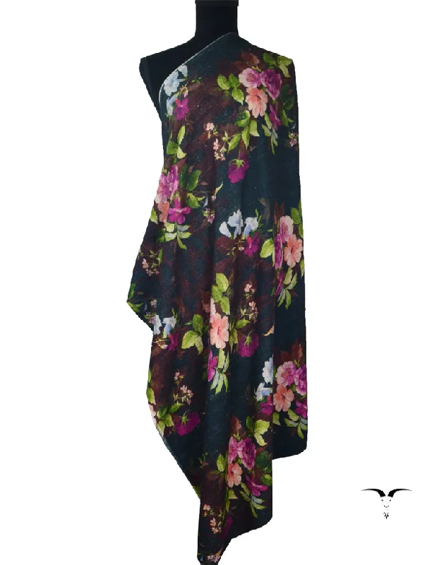 Digital Print Pashmina Shawl 5192 Luxurious Silk Shawl Cape