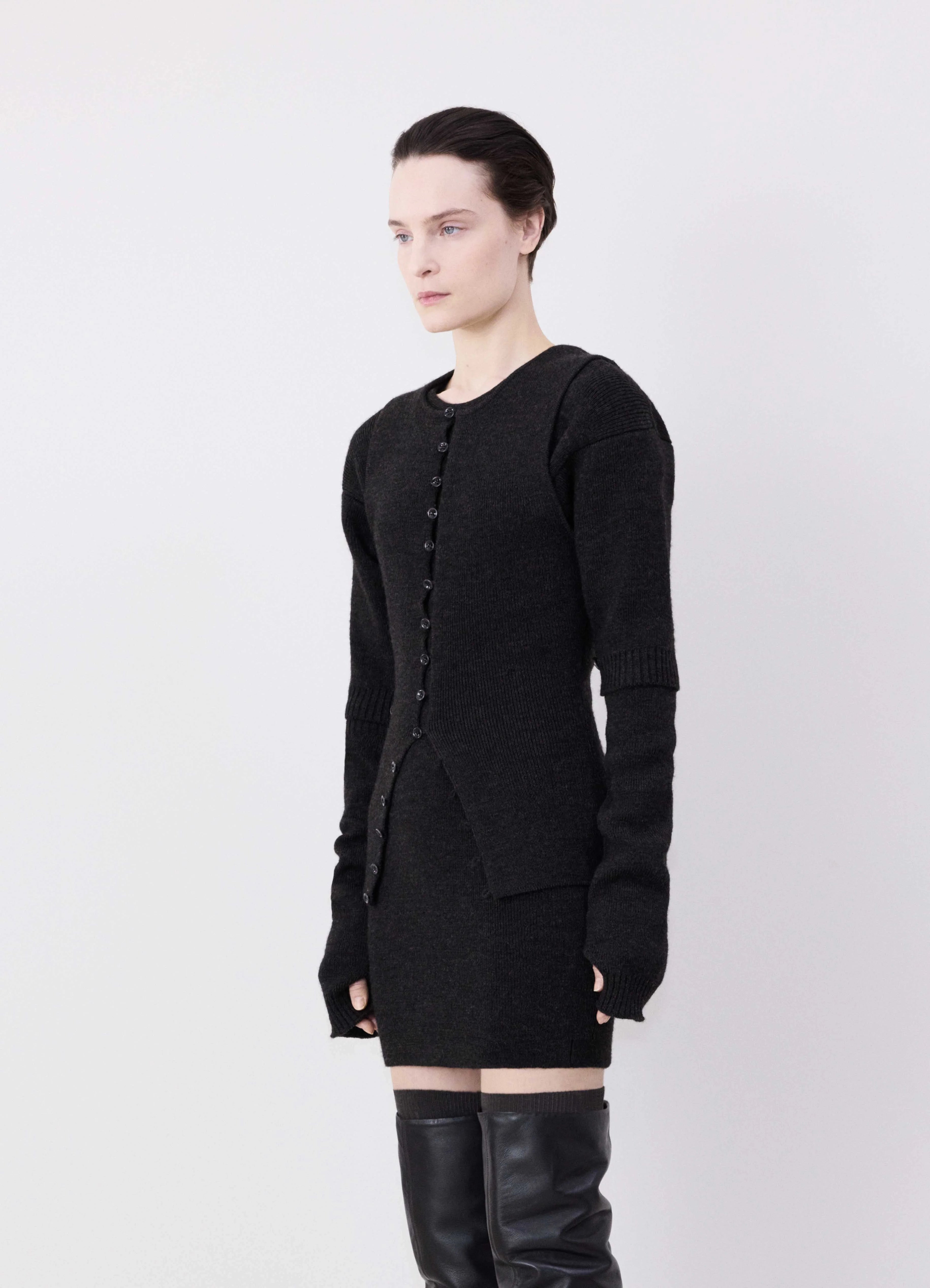 SLEEVELESS FITTED CARDIGAN Iron Safe Non-Iron Wrinkle Free